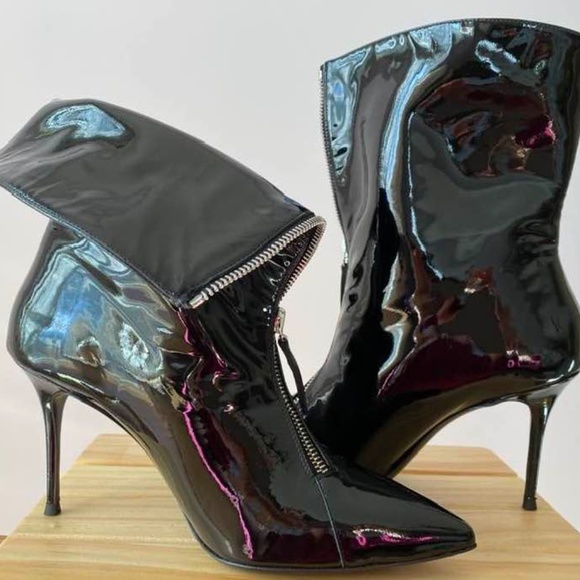 Giuseppe Zanotti Shoes - Giuseppe Zanotti NIB Black Patent Leather Zip Booties Size 7 (37) 3.5" heels